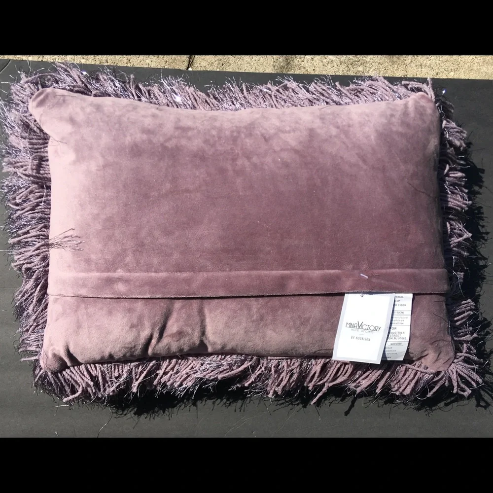Mina Victory Throw Pillow Lumbar Yarn Shimmer Shag 14” x 20” Lavender Silver NWT